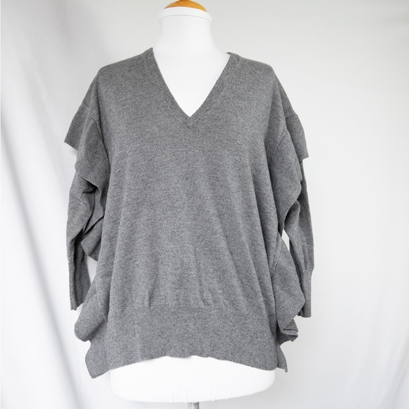 Zara grey pullover sweater w/ ruffles - Picture 4 of 8